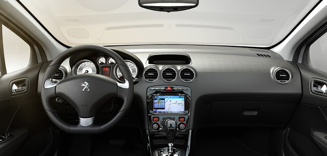 Novo Peugeot 408 2016 Interior 